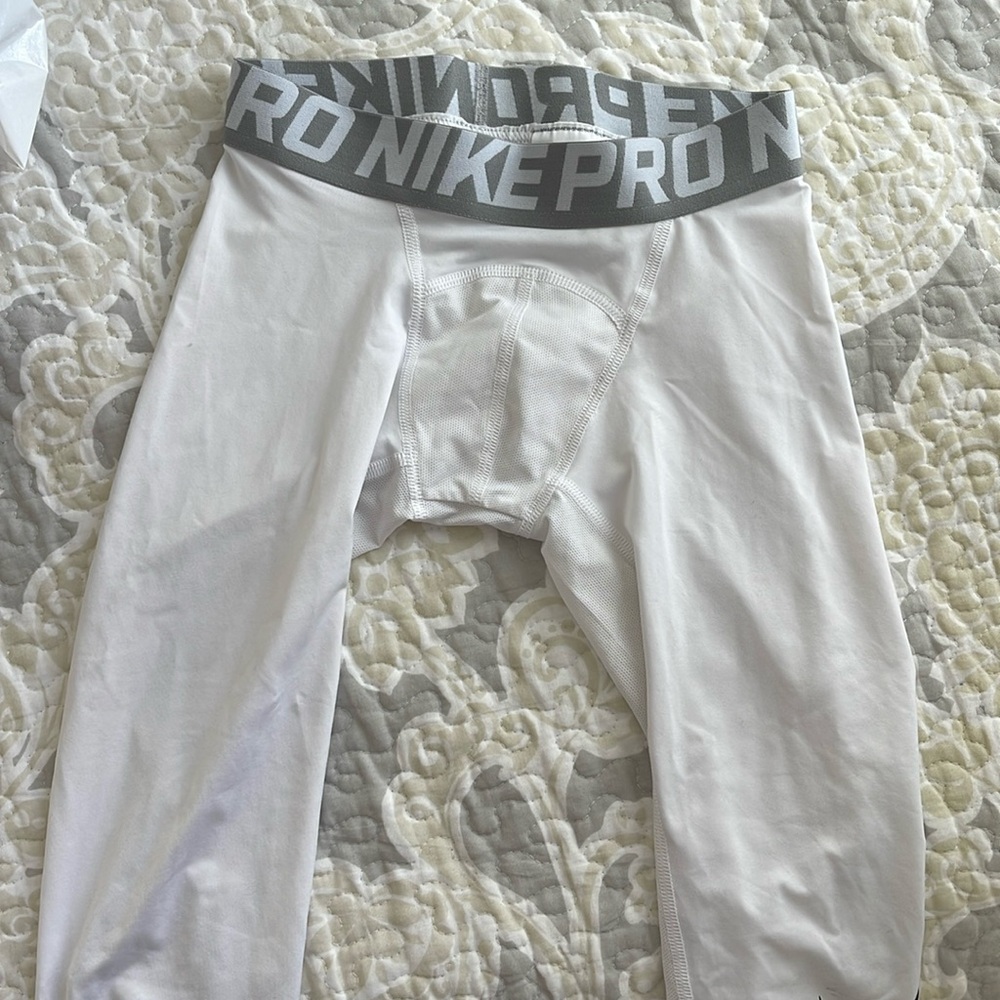 Nike pro compression pants